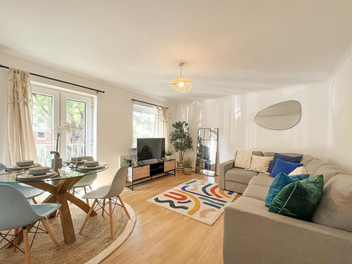 Beautiful Windsor 2 Bed, Perfect Location, 5 Mins Walk To Centre, Free Parking, Legoland, Ascot Daire Dış mekan fotoğraf